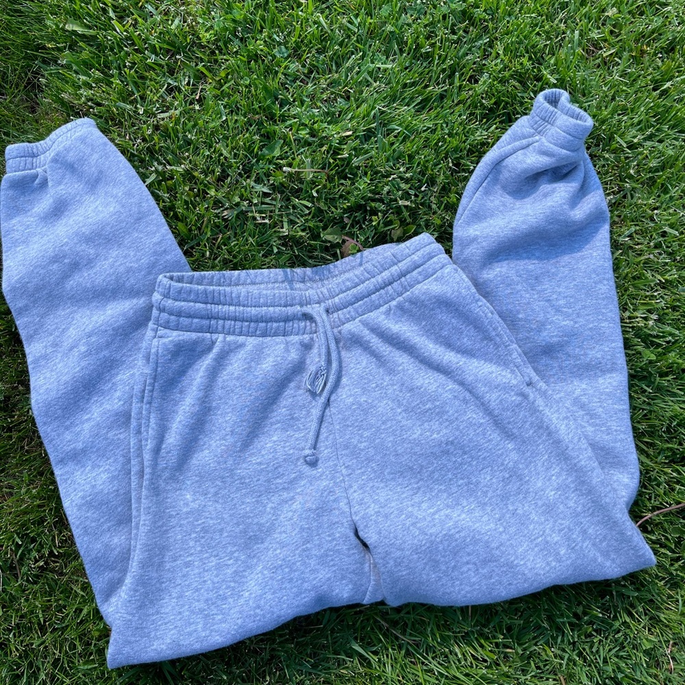 Grey tna sweatpants